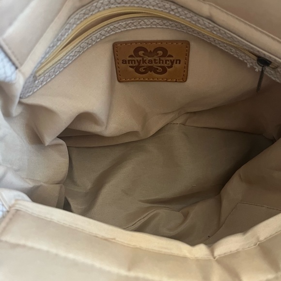 Purse - Picture 4 of 6